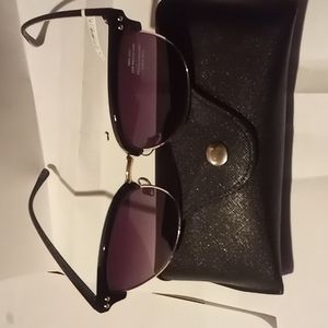 Ladies oversized sunglasses